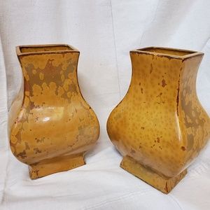 Gold and Bronze Vases (2)🌻